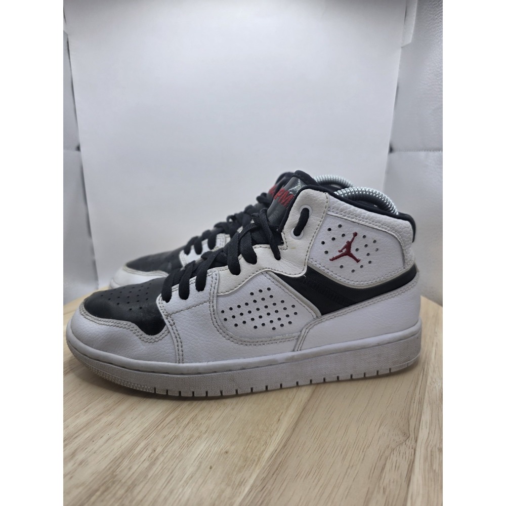 Womens Size 7.5 - Nike Air Jordan Access White Black AV7941-101 GS Size 6Y